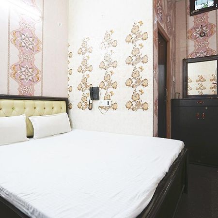 Spot On 43436 Hotel Mannat Spot Moradabad Bagian luar foto