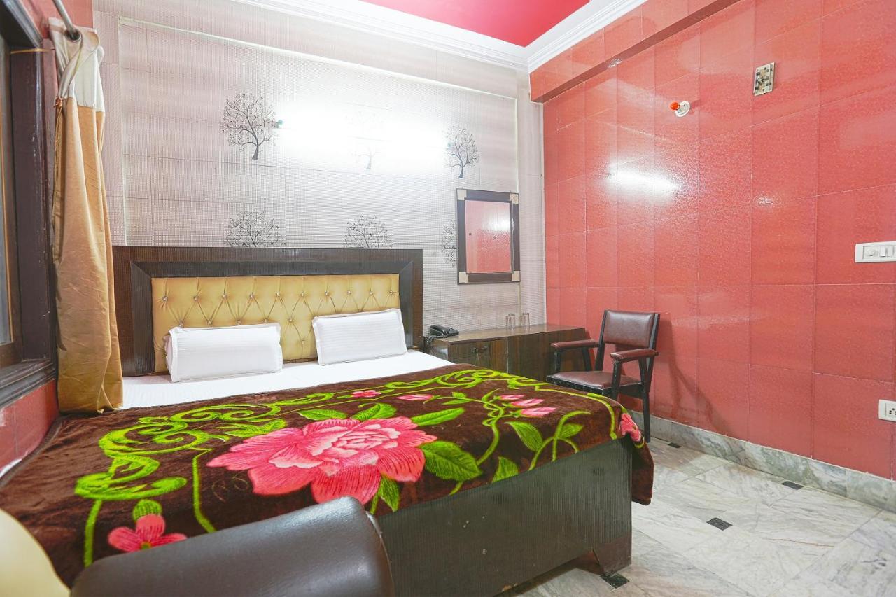 Spot On 43436 Hotel Mannat Spot Moradabad Bagian luar foto