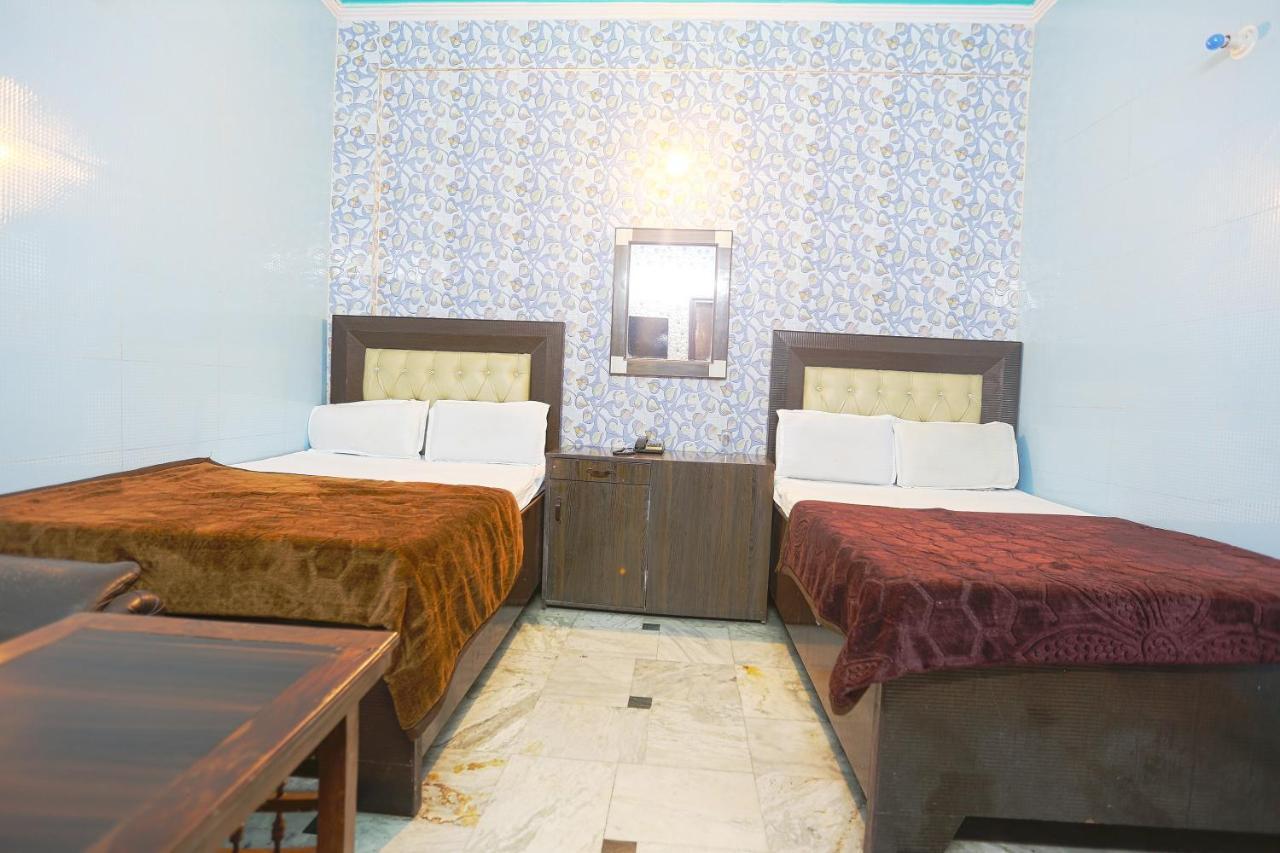 Spot On 43436 Hotel Mannat Spot Moradabad Bagian luar foto