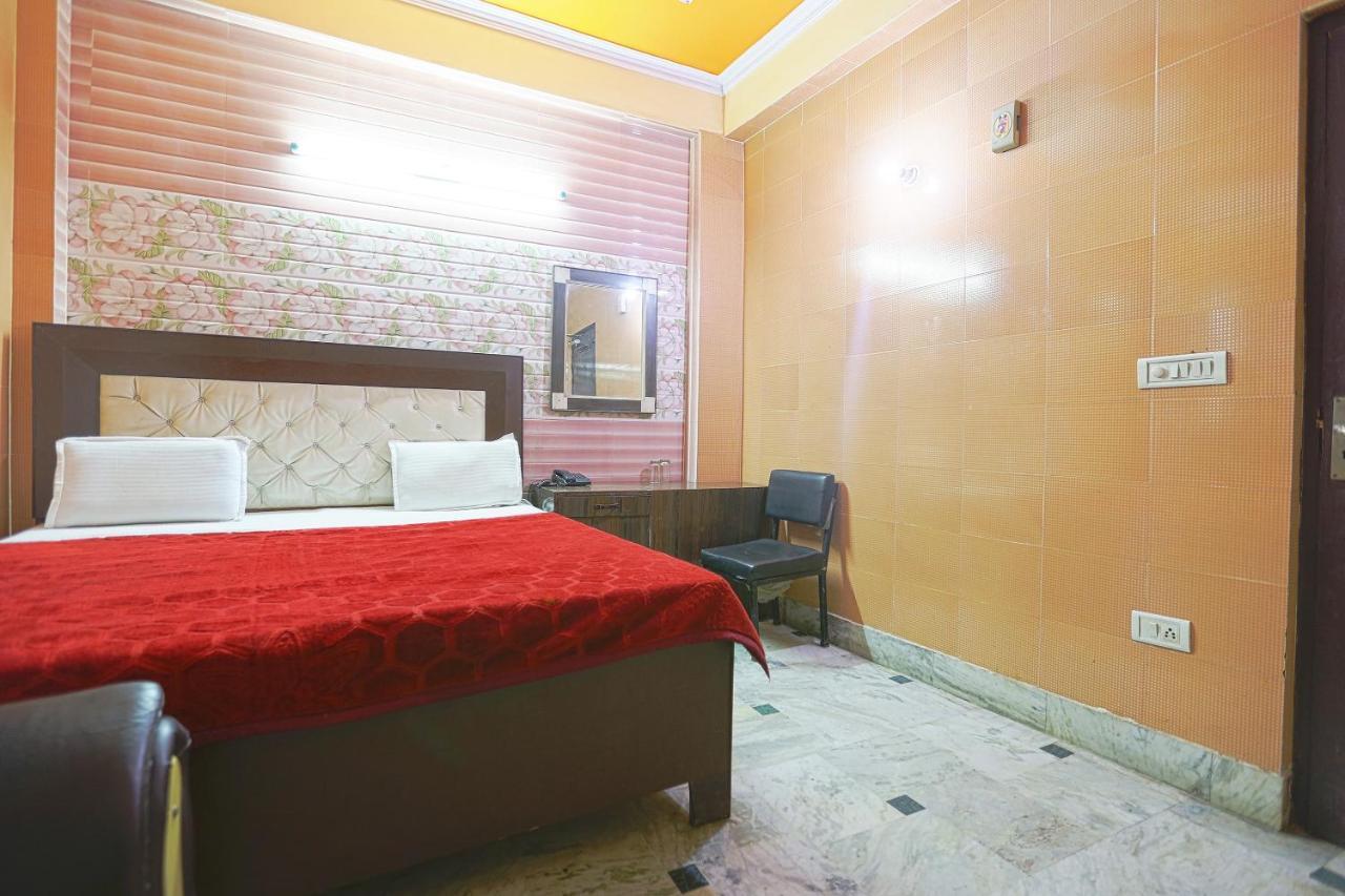 Spot On 43436 Hotel Mannat Spot Moradabad Bagian luar foto